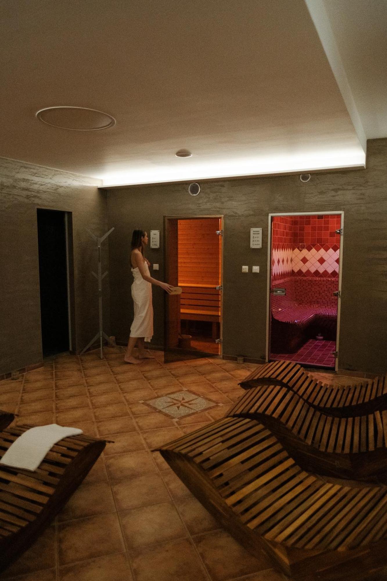 Amenity Penzion ホルニー・ヴィエストニツェ エクステリア 写真